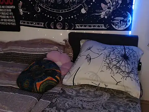 AlienforTwenty online show from February 7, 2026, 2:58 pm