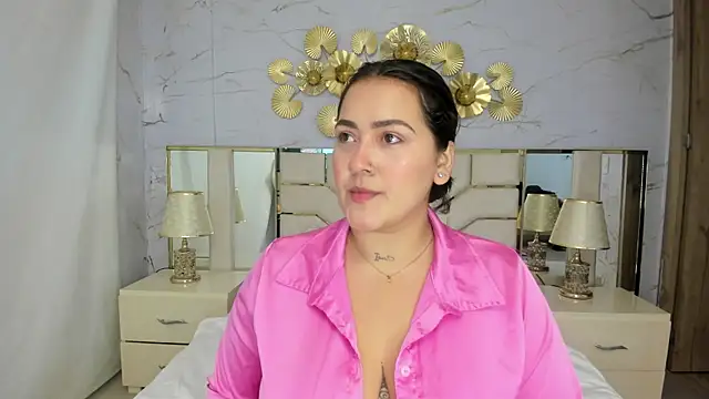 Snapshot of beautifulgirl4u_ chatting on April 5, 2026, 10:49 pm beautifulgirl4u online show from April 5, 2026, 10:49 pm