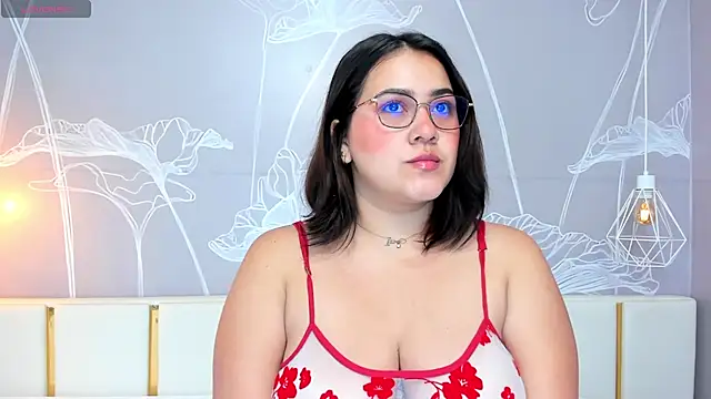 Snapshot of beautifulgirl4u_ chatting on May 21, 2026, 11:24 pm beautifulgirl4u online show from May 21, 2026, 11:24 pm