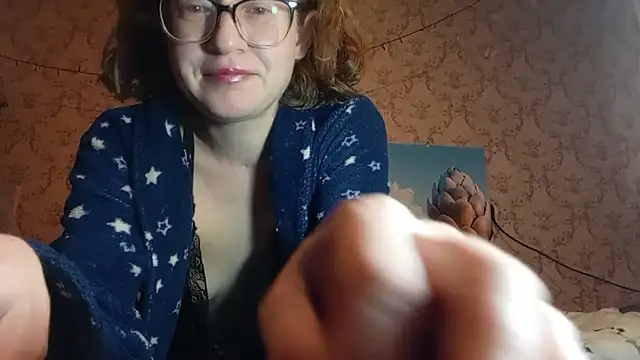 Snapshot of Alice_newhome chatting on February 2, 2026, 10:31 pm Alice newhome online show from February 2, 2026, 10:31 pm