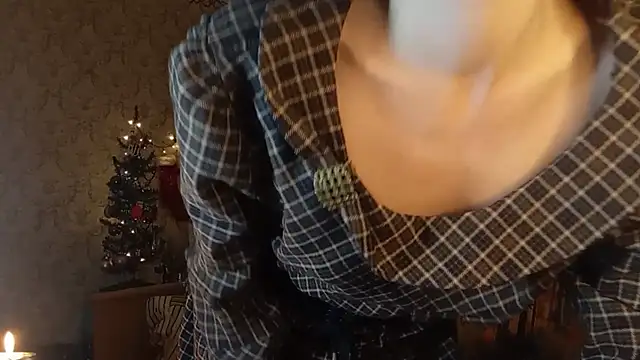 Snapshot of Alice_newhome chatting on December 19, 2025, 9:28 pm Alice newhome online show from December 19, 2025, 9:28 pm