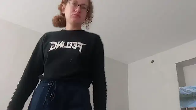 Snapshot of Alice_newhome chatting on May 31, 2026, 6:52 am Alice newhome online show from May 31, 2026, 6:52 am