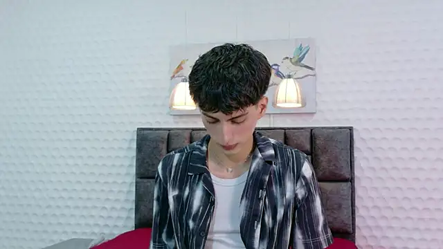 Martin Williams online show from December 17, 2025, 12:10 pm