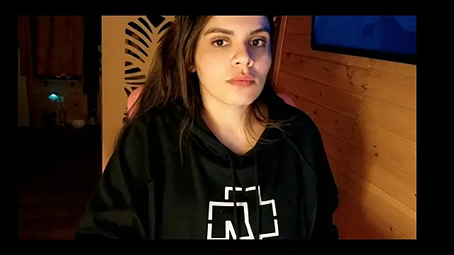 vickvalencia2 online show from March 16, 2026, 3:25 am