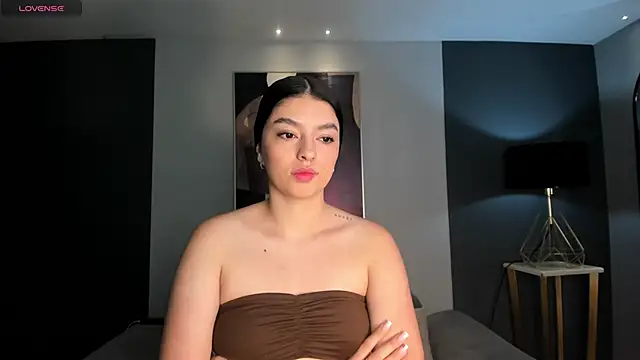 ValeriaRossi  online show from February 26, 2026, 11:43 am