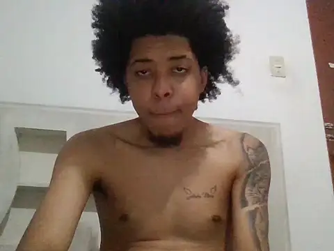 Snapshot of alejandro31727 chatting on December 17, 2025, 11:32 pm alejandro31727 online show from December 17, 2025, 11:32 pm