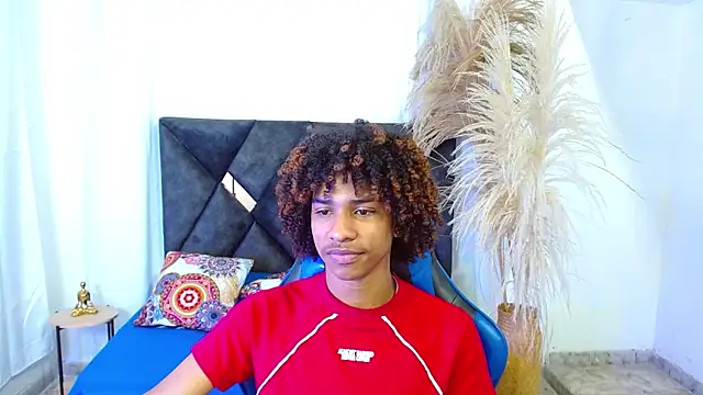 angelll18  online show from March 6, 2026, 8:48 pm