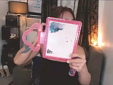 Snapshot of alexamihho chatting on February 4, 2026, 2:39 am alexamihho online show from February 4, 2026, 2:39 am