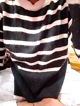 Snapshot of your_mahek70 chatting on December 16, 2025, 5:22 am your mahek70 online show from December 16, 2025, 5:22 am