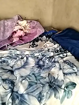 captainofgirl online show from February 9, 2026, 5:49 am