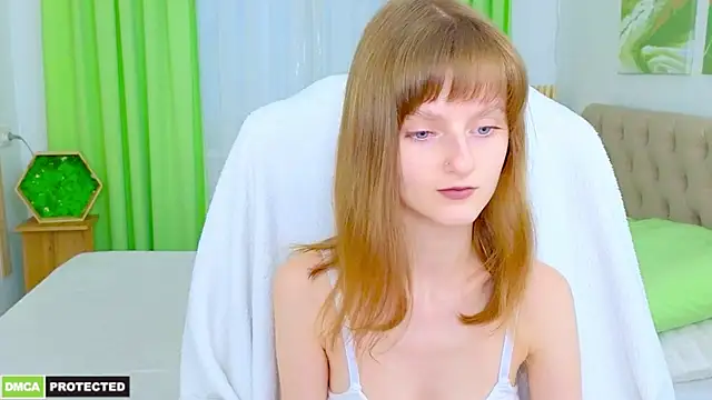 Miss Alisa  online show from April 10, 2026, 4:14 pm