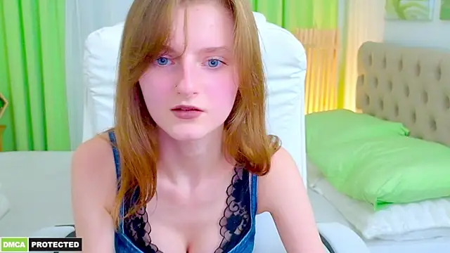 Miss Alisa  online show from March 27, 2026, 7:04 pm