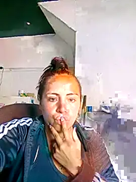 Snapshot of saray77 chatting on December 16, 2025, 4:44 pm saray77 online show from December 16, 2025, 4:44 pm