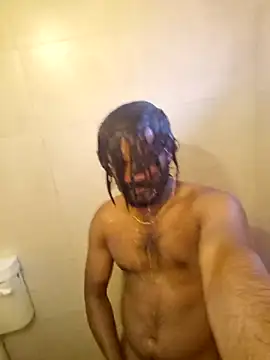 suhxil79 online show from March 26, 2026, 12:58 pm