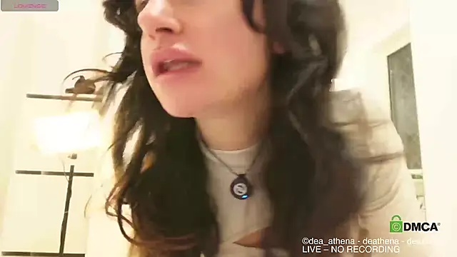 DeaAthena online show from January 5, 2026, 7:17 pm