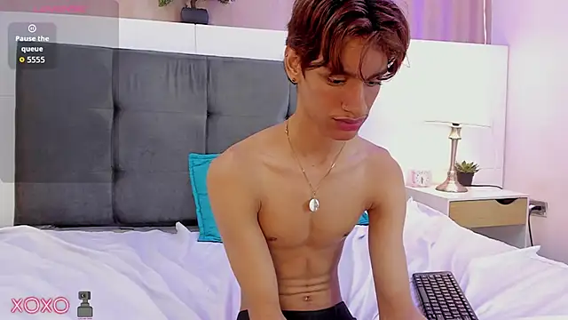 Snapshot of Will_Turneer chatting on December 14, 2025, 8:31 am Will Turneer online show from December 14, 2025, 8:31 am