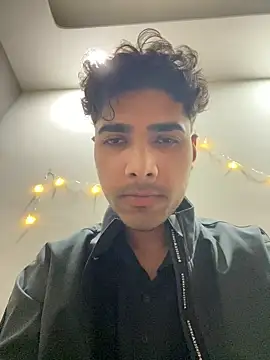 Snapshot of an_kit96 chatting on December 22, 2025, 1:44 pm an kit96 online show from December 22, 2025, 1:44 pm