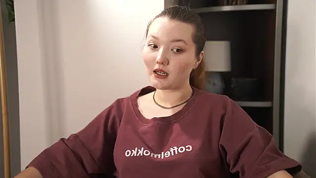 Snapshot of CarlitaWyler chatting on December 18, 2025, 11:58 am CarlitaWyler online show from December 18, 2025, 11:58 am