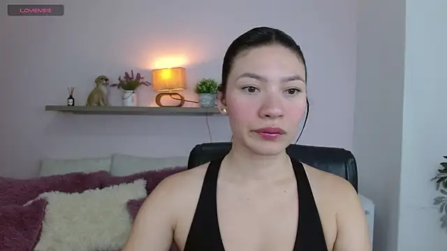  Samara Lopez  online show from March 13, 2026, 12:43 pm