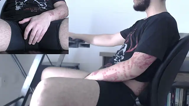 mateoconde00 online show from February 28, 2026, 2:33 am