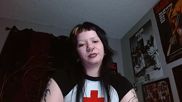 Bettieee Agura online show from May 19, 2026, 1:32 am