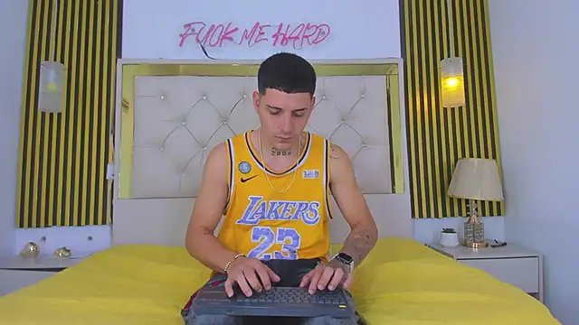 Foxx king online show from December 15, 2025, 12:22 pm