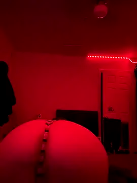 Paige-124 online show from December 18, 2025, 5:01 am