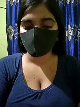 Queen-Tisha-Moni online show from December 15, 2025, 4:13 pm