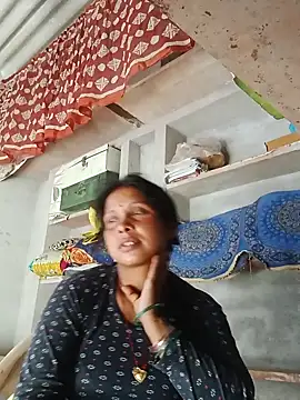 Shreya pandit online show from May 18, 2026, 1:39 am