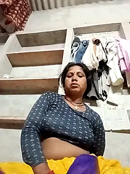 Shreya pandit online show from May 8, 2026, 11:41 pm