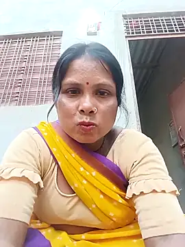 Shreya pandit online show from April 22, 2026, 12:45 pm