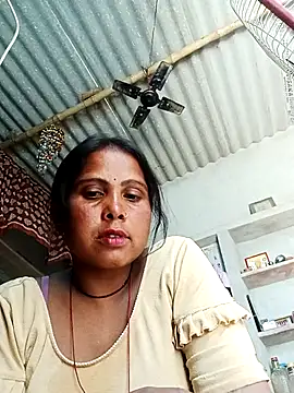 Shreya pandit online show from May 22, 2026, 7:28 am