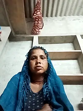 Shreya pandit online show from February 17, 2026, 10:40 pm