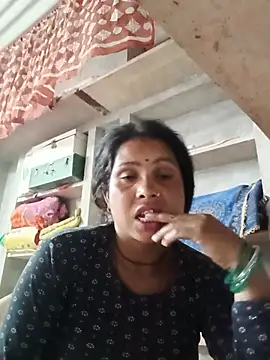 Shreya pandit online show from May 26, 2026, 12:58 pm