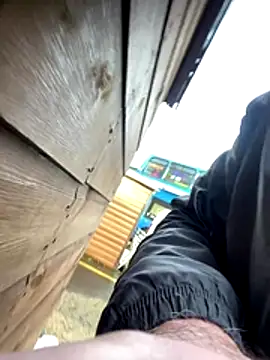 yzboy250 online show from December 14, 2025, 10:32 am