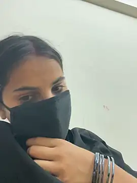 Pooja Love143 online show from April 10, 2026, 6:48 pm