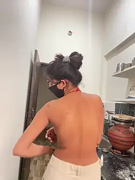 Pooja Love143 online show from April 21, 2026, 2:47 am