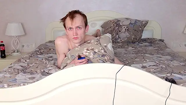 Snapshot of WeksaMur chatting on February 24, 2026, 7:04 pm WeksaMur online show from February 24, 2026, 7:04 pm