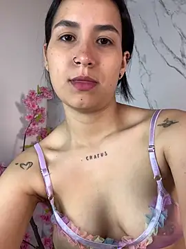 Snapshot of Val12777 chatting on February 13, 2026, 12:05 pm Val12777 online show from February 13, 2026, 12:05 pm