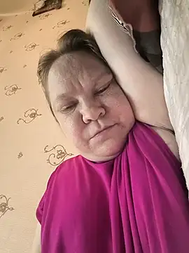 Snapshot of -Queen- chatting on February 11, 2026, 2:50 pm -Queen- online show from February 11, 2026, 2:50 pm