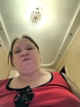 Snapshot of -Queen- chatting on February 15, 2026, 2:05 pm -Queen- online show from February 15, 2026, 2:05 pm