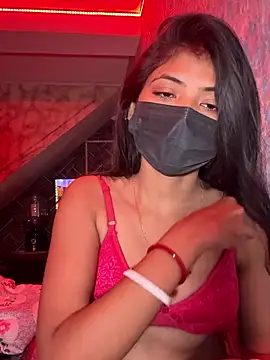 lovebirds696968 online show from December 17, 2025, 6:24 pm