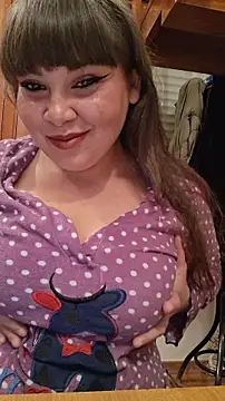 Snapshot of Florazaira2 chatting on December 15, 2025, 8:14 pm Florazaira2 online show from December 15, 2025, 8:14 pm