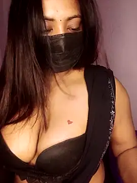 Snapshot of itz_Jezz_Hot chatting on April 20, 2026, 7:59 pm itz Jezz Hot online show from April 20, 2026, 7:59 pm