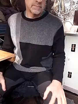 Snapshot of Quebec46 chatting on March 16, 2026, 9:13 am Quebec46 online show from March 16, 2026, 9:13 am