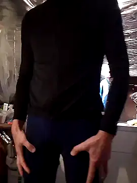 Snapshot of Quebec46 chatting on April 3, 2026, 8:32 am Quebec46 online show from April 3, 2026, 8:32 am