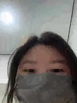 Snapshot of Sarah2127 chatting on February 16, 2026, 9:02 pm Sarah2127 online show from February 16, 2026, 9:02 pm