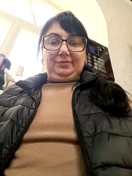 Snapshot of MariSwan222 chatting on April 19, 2026, 8:26 am MariSwan222 online show from April 19, 2026, 8:26 am
