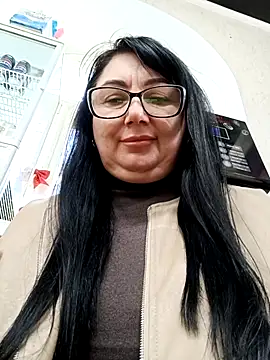 Snapshot of MariSwan222 chatting on April 5, 2026, 10:22 am MariSwan222 online show from April 5, 2026, 10:22 am