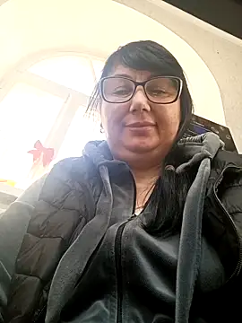 Snapshot of MariSwan222 chatting on April 26, 2026, 8:44 am MariSwan222 online show from April 26, 2026, 8:44 am